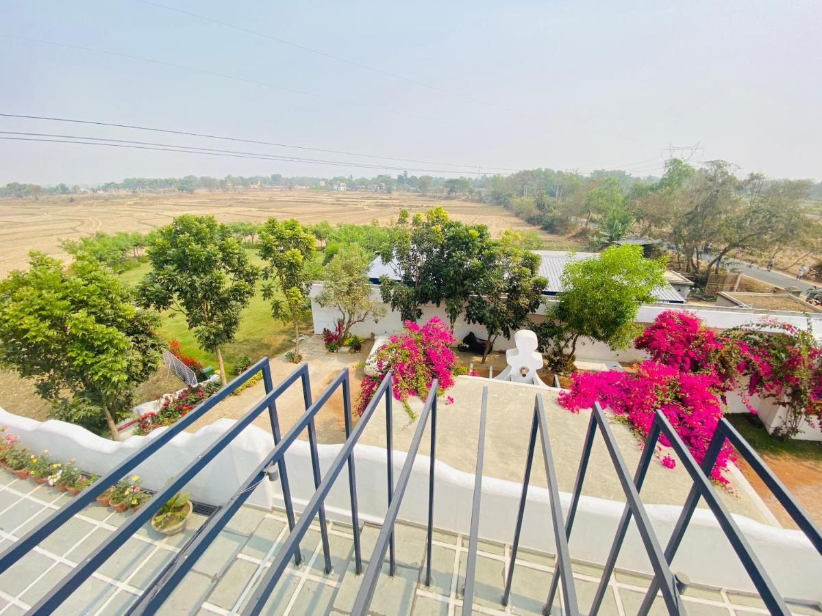 Sri Niketan Ananda Resorts Shantiniketan מראה חיצוני תמונה